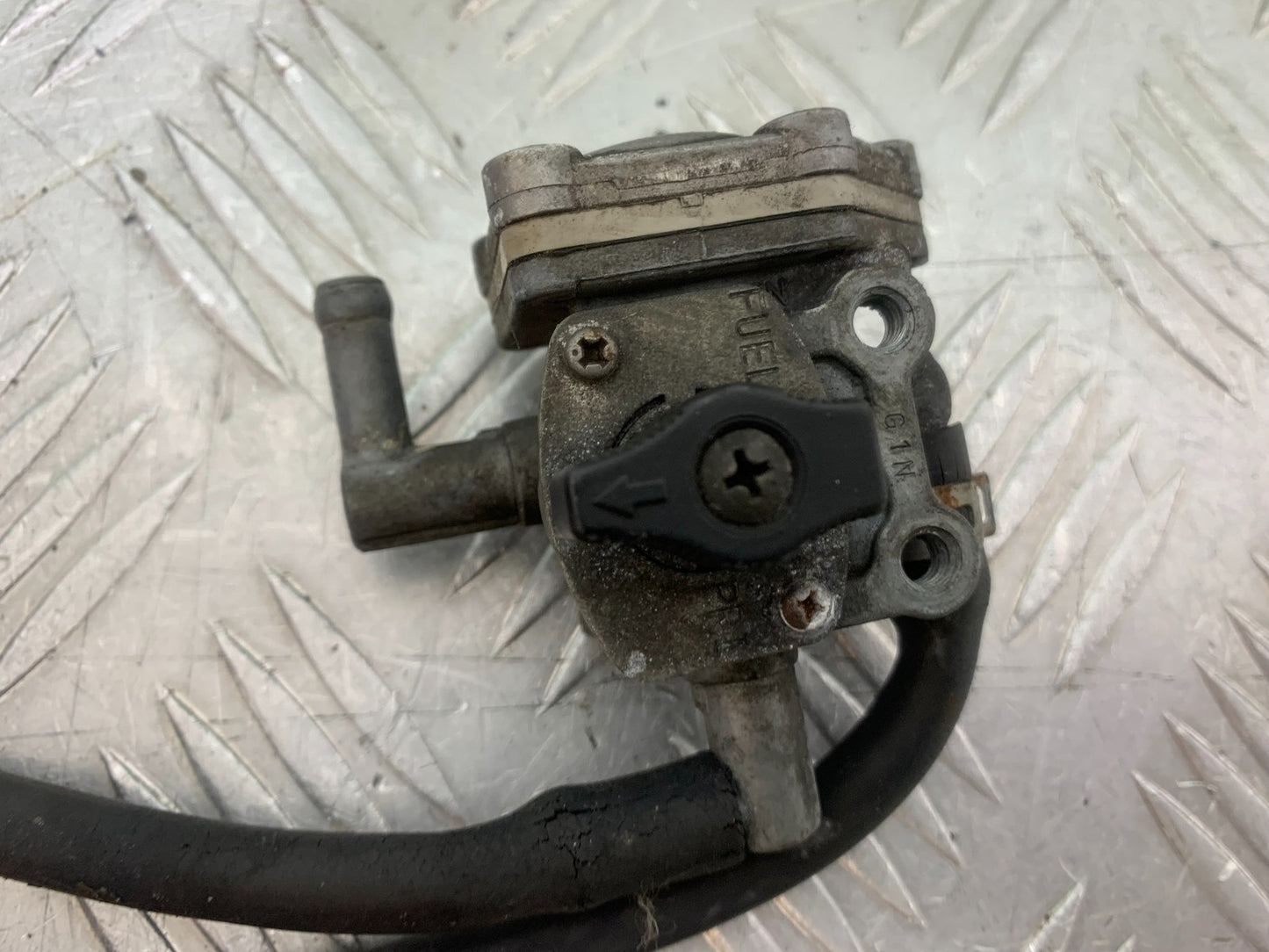 SUZUKI GS500 GS 500 PETROL TAP   YEAR 2001-2008 (CMB1254)