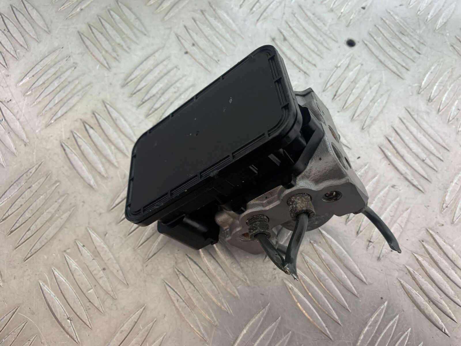 HONDA CBR650 F CBR 650F ABS PUMP  YEAR 2014-17  (CMB1130)