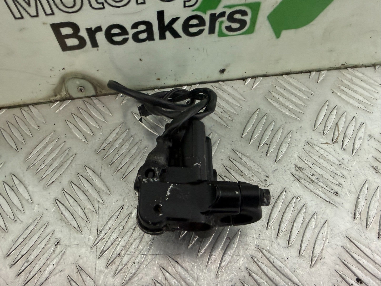 YAMAHA XT660 X OEM FRONT BRAKE MASTER CYLINDER YEAR 2004-2016 CMB1318