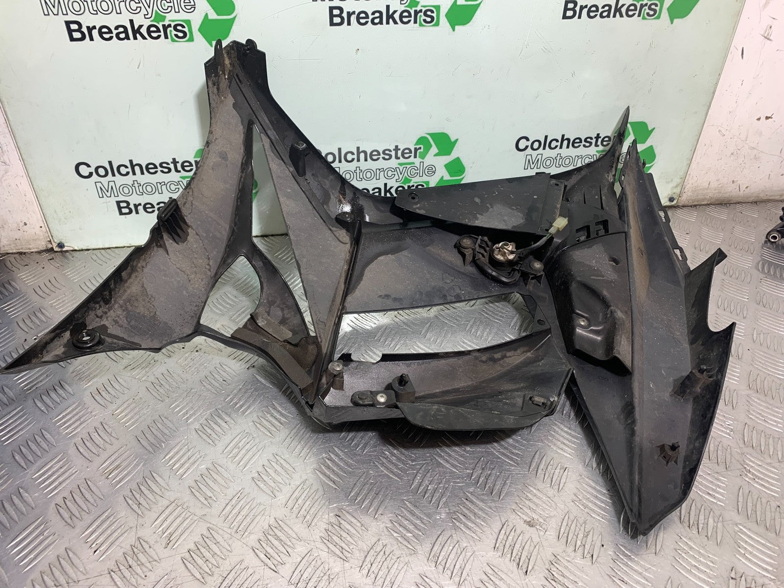 KAWASAKI Z1000 SX RIGHT FAIRING PANEL  YEAR 2014-16 (CMB1264)