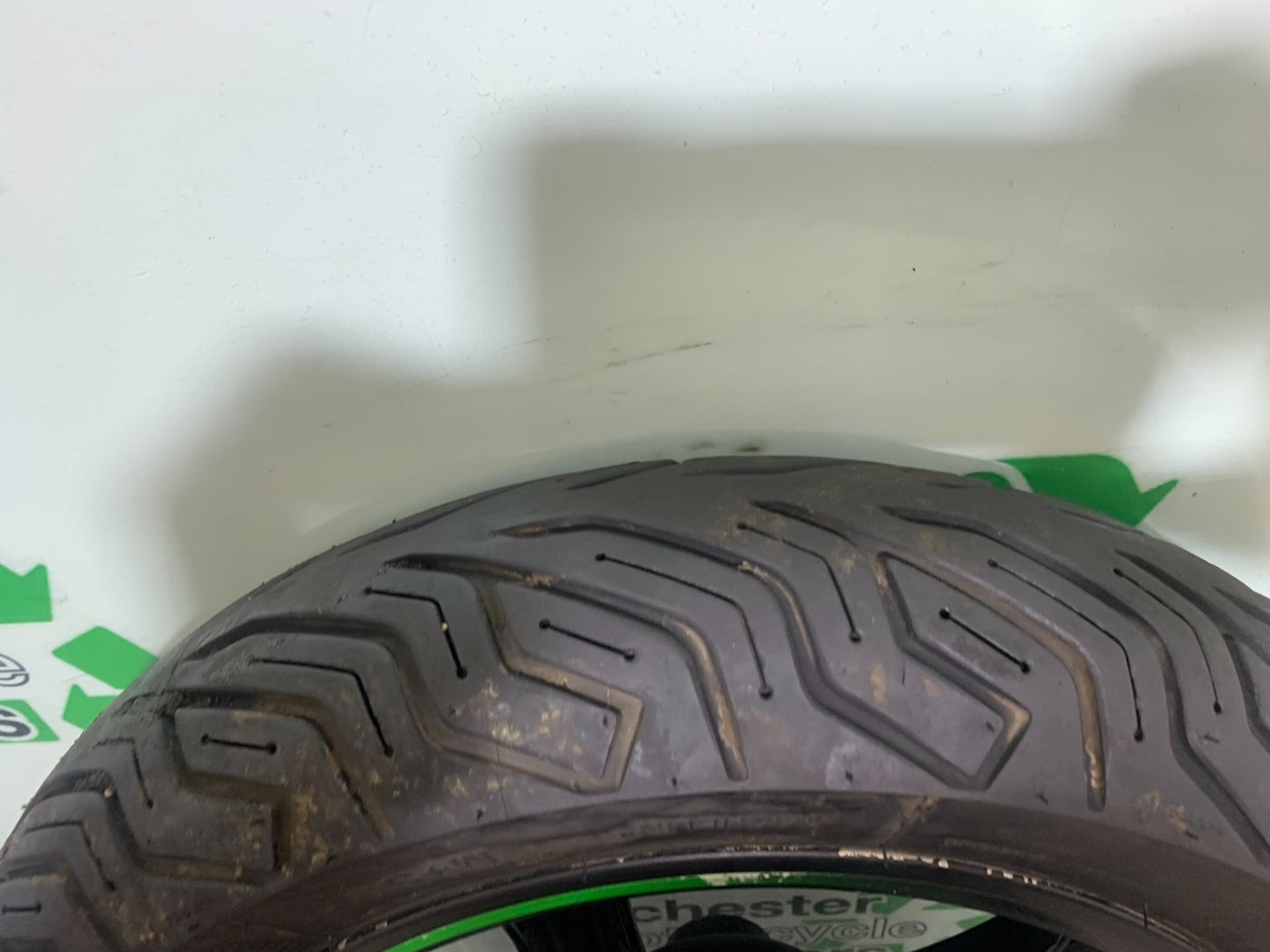 KAWASAKI J125 J125 FRONT WHEEL AND DISC (GOOD TYRE) YEAR 2016-2020 (CMB1158)