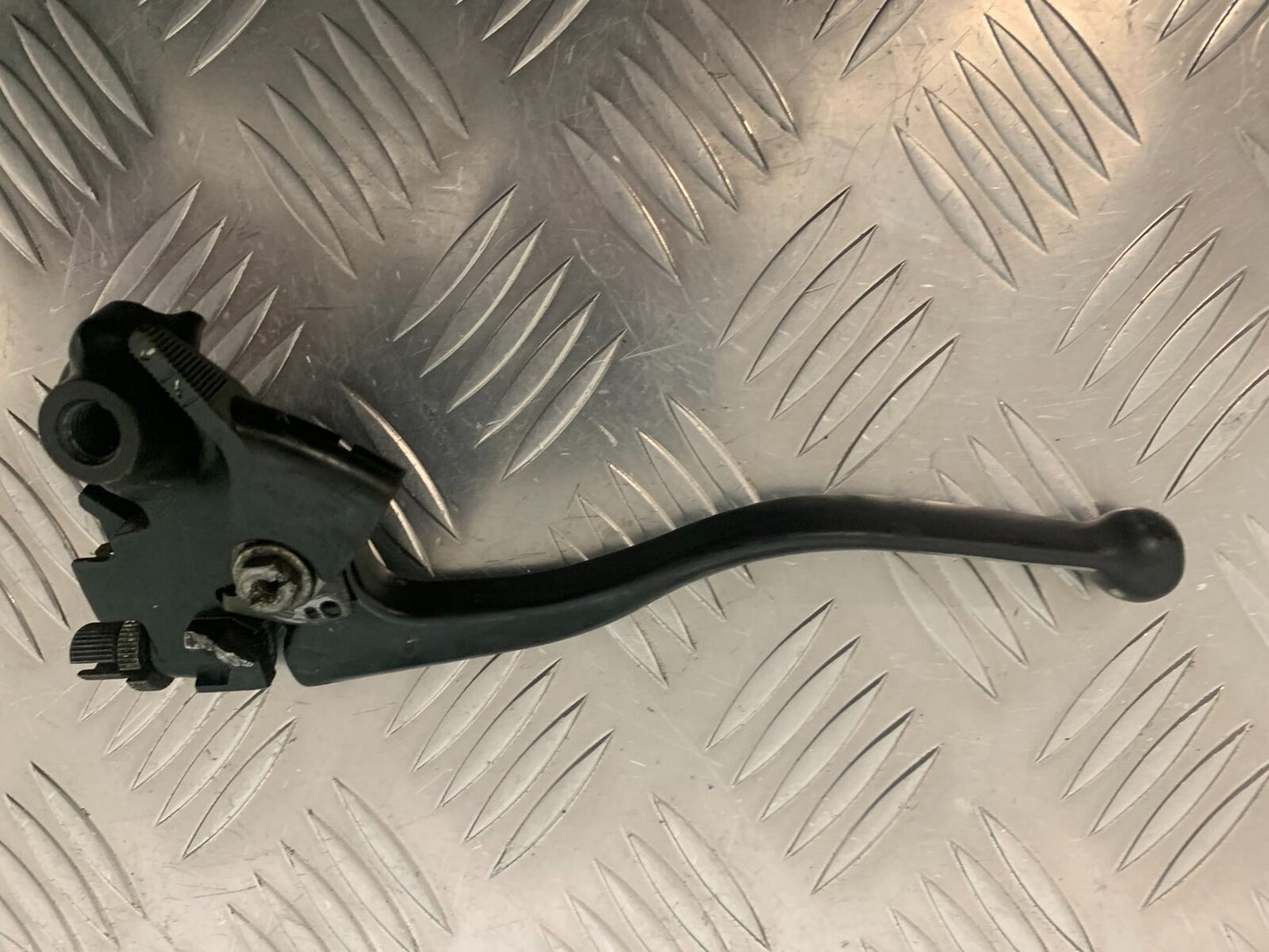 HONDA XL650 V TRANSALP CLUTCH LEVER AND BRACKET YEAR 2001-2006 (STOCK 975)