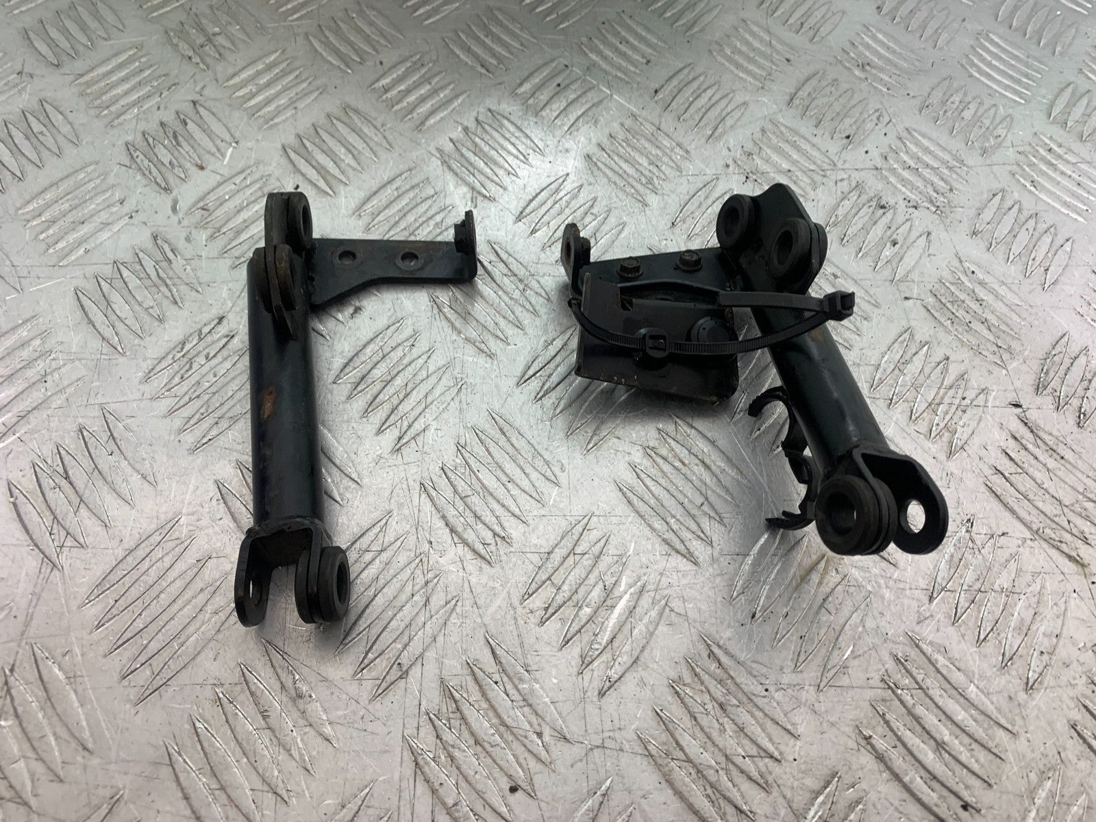 KAWASAKI Z1000 SX ENGINE BRACKETS   YEAR 2014-16 (CMB1264)