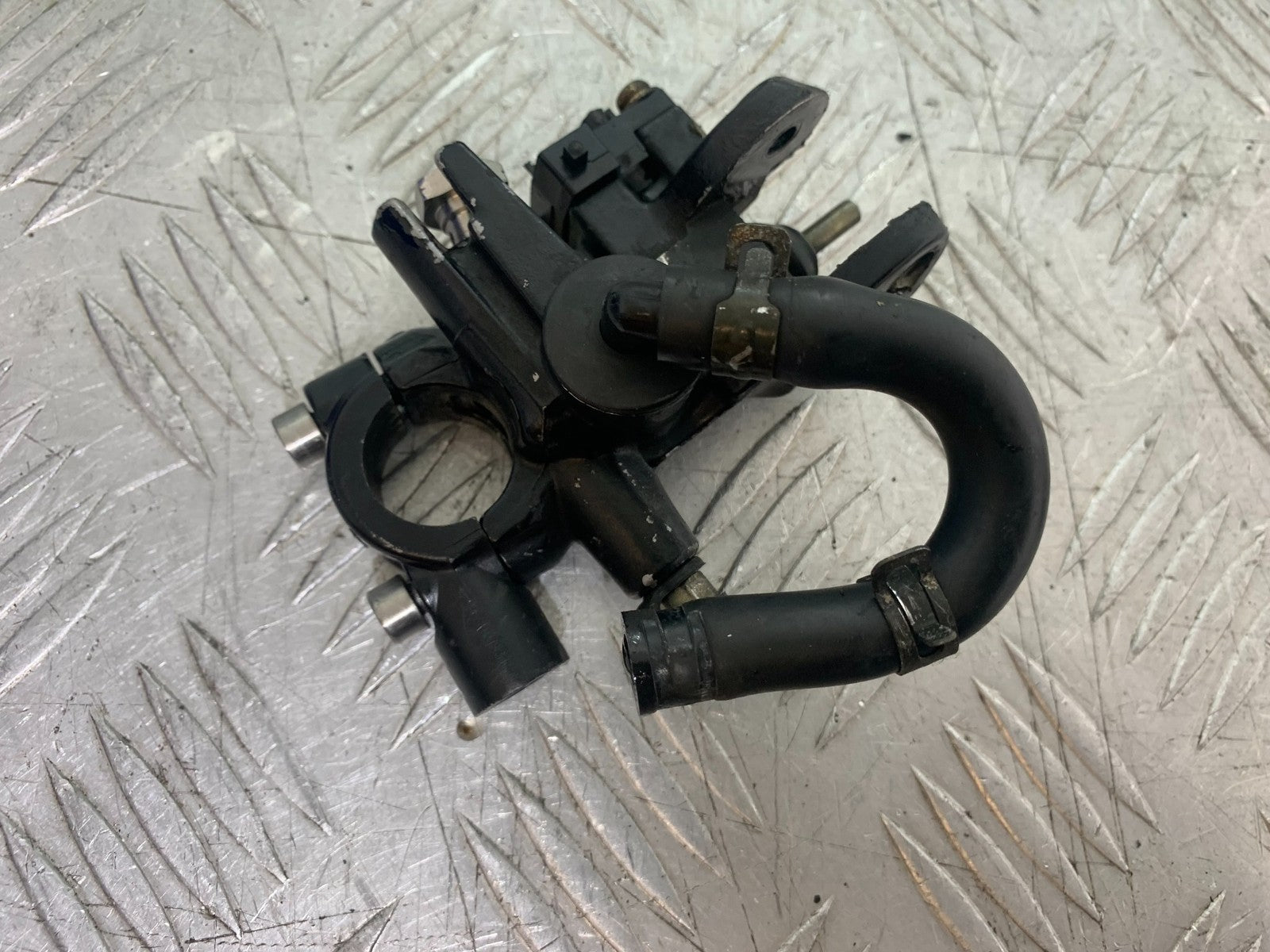 TRIUMPH 1050 SPEED TRIPLE FRONT MASTER CYLINDER YEAR 2005-2007 (CMB1322)