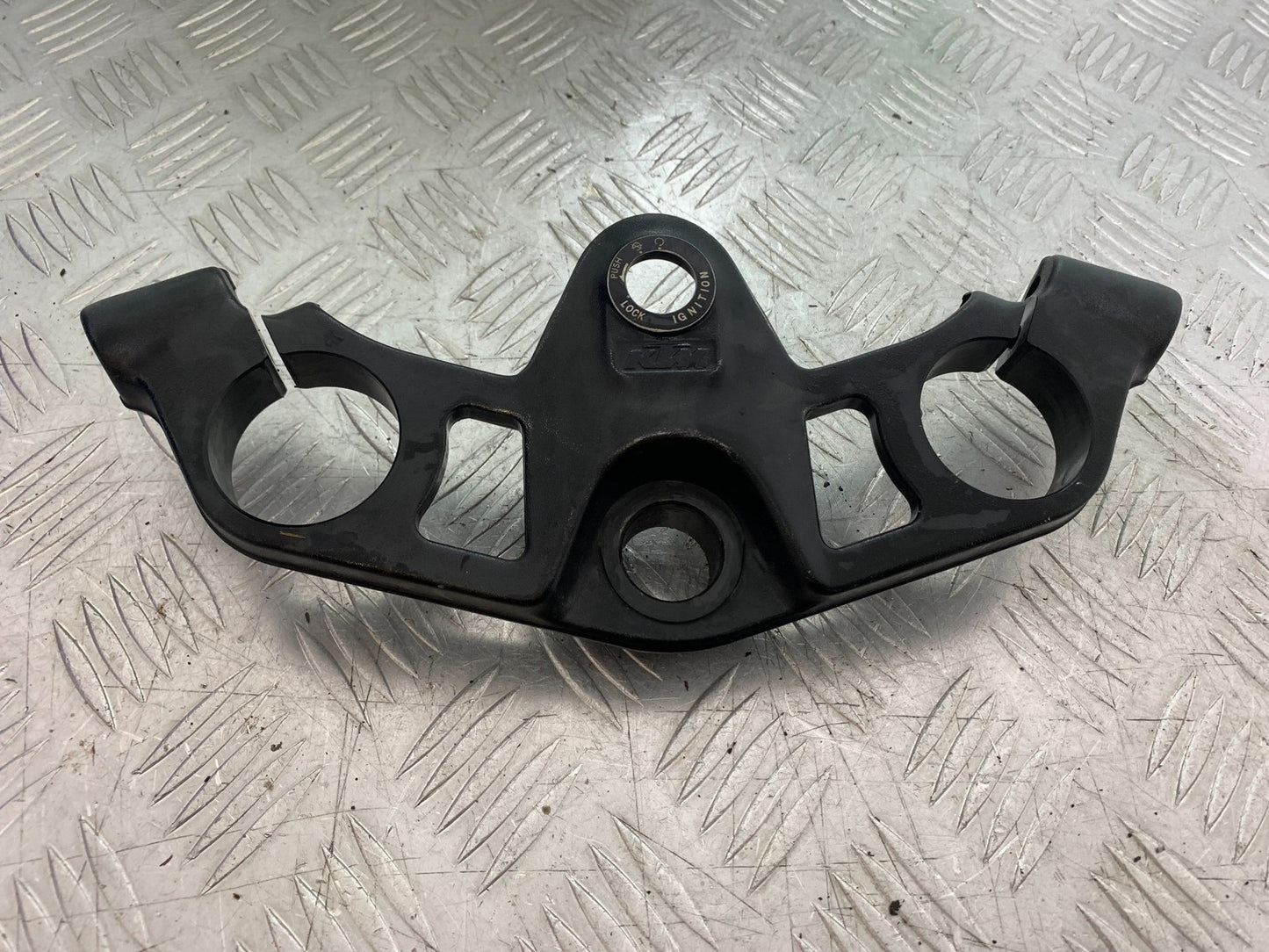 KTM RC125 RC 125 TOP YOKE  YEAR 2017-2022 (CMB 1244)