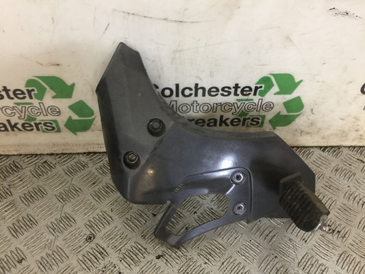 TRIUMPH TROPHY 1215 SE RIGHT HANGER   2012-2017 (STOCK 740)