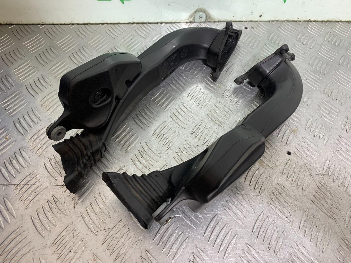 DUCATI 848 AIRTUBES  YEAR 2008-2010 (CMB1323)