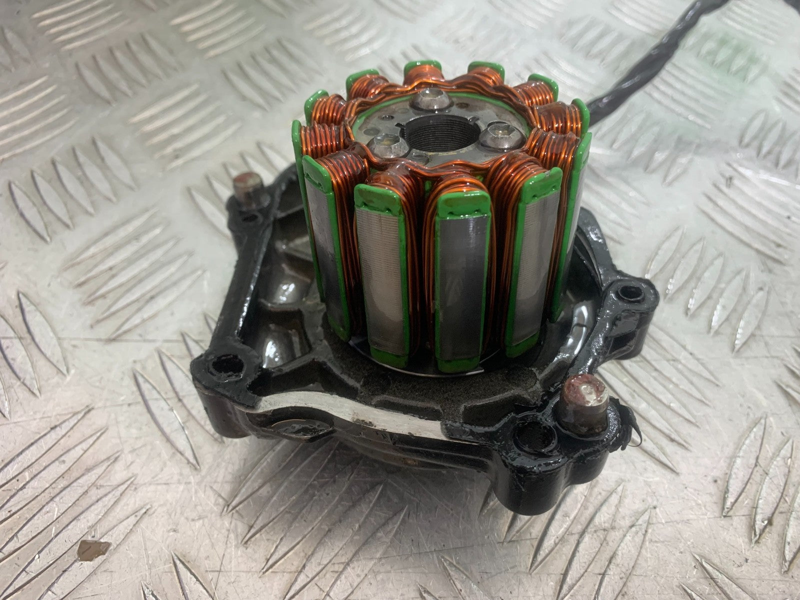 YAMAHA YZF R1 4C8 GENERATOR (GENUINE YAMAHA )  YEAR 2007-2008 (CMB1237)