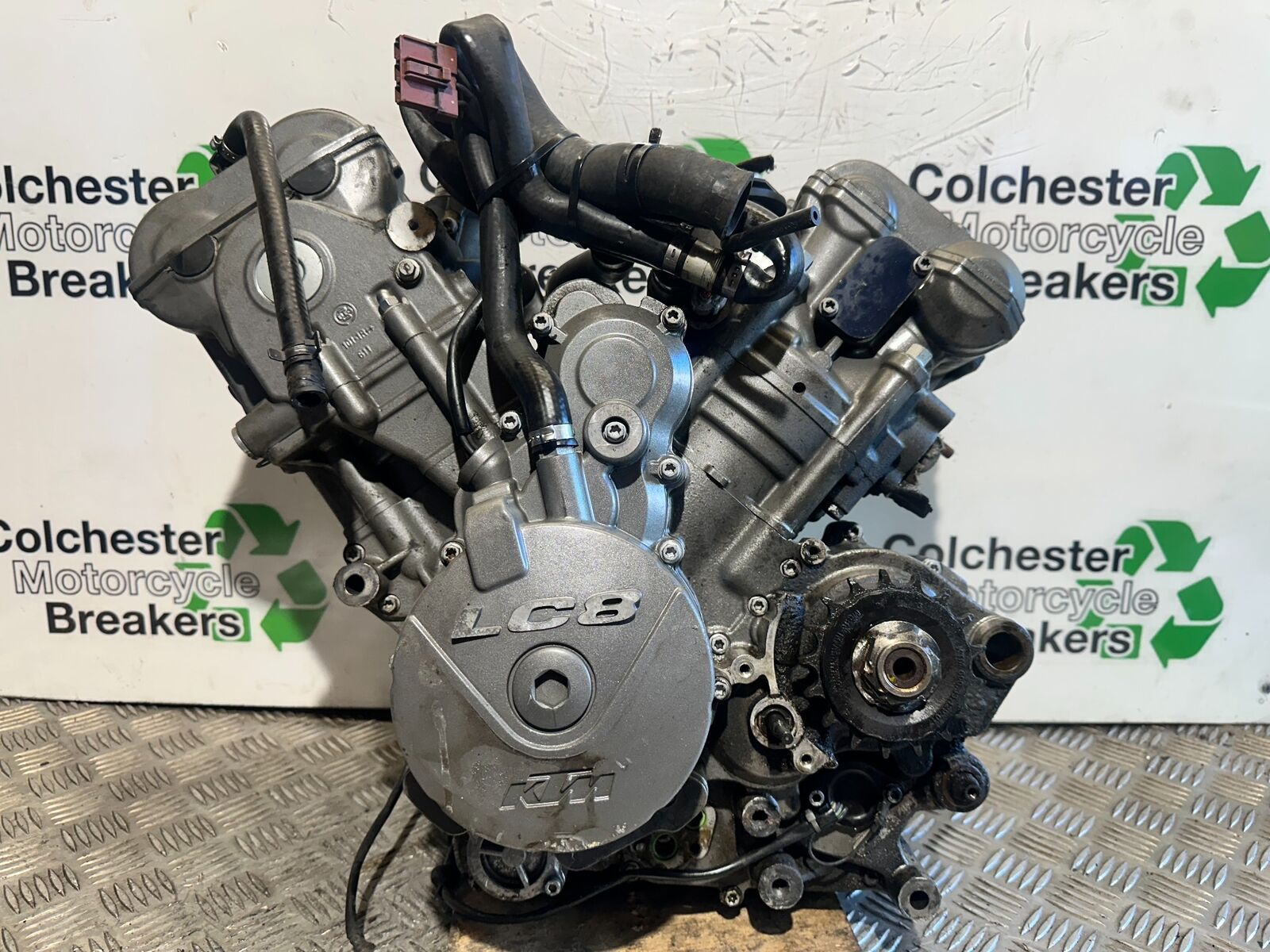 KTM 990 SUPERMOTO T SMT LC8 ENGINE YEAR 2010-2011  (CMB1127)