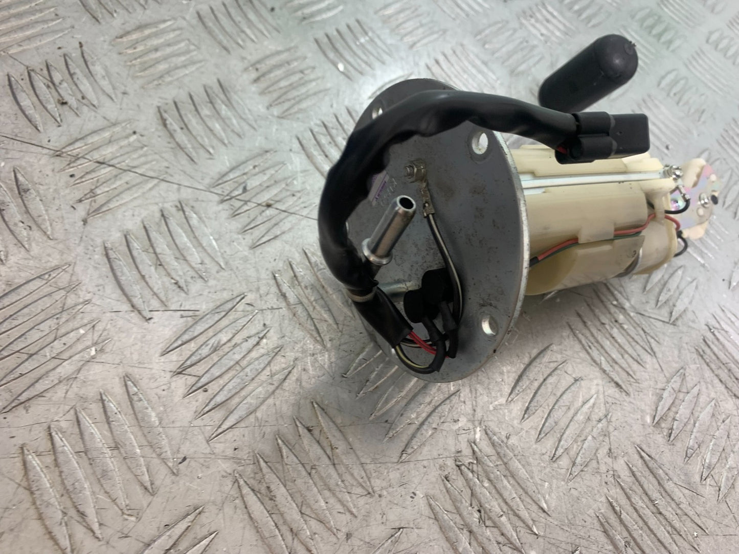 KAWASAKI ER6 N PETROL PUMP  YEAR 2012-2017 (CMB1324)