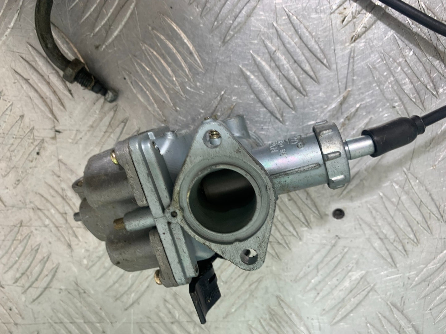 HONDA CG125 CG 125 CARB  YEAR 1998-2000 (CMB1282)