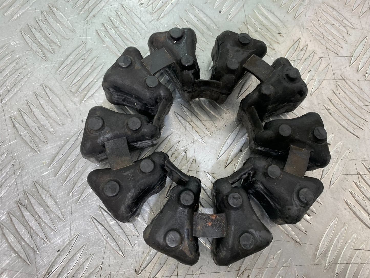 KAWASAKI ZZR1100 D CUSH DRIVE RUBBERS   YEAR 1993-2001 (CMB1189)