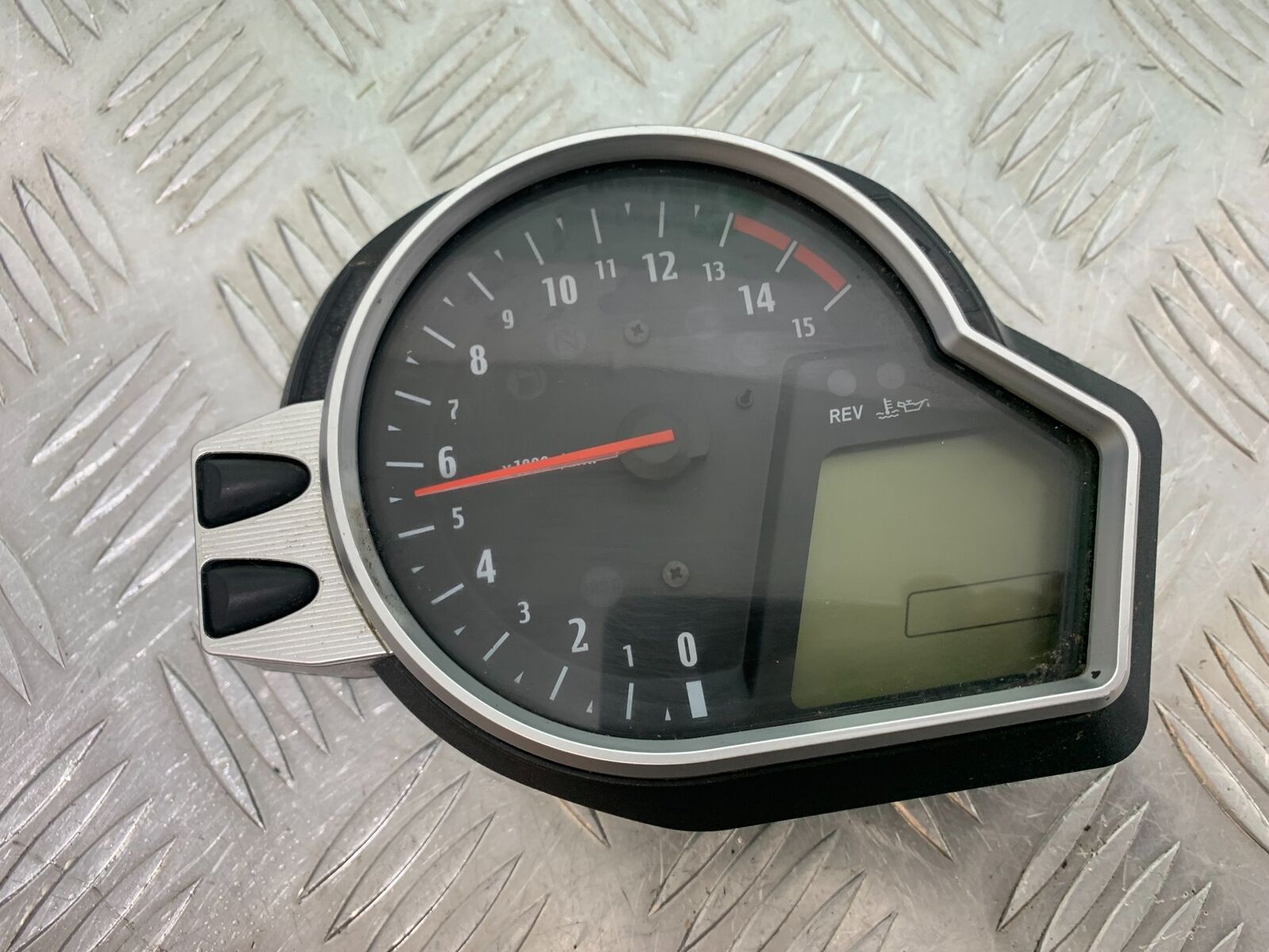 HONDA CBR1000 rr FIREBLADE CLOCKS SPEEDO DASH   2008-2011 (CMB1037)