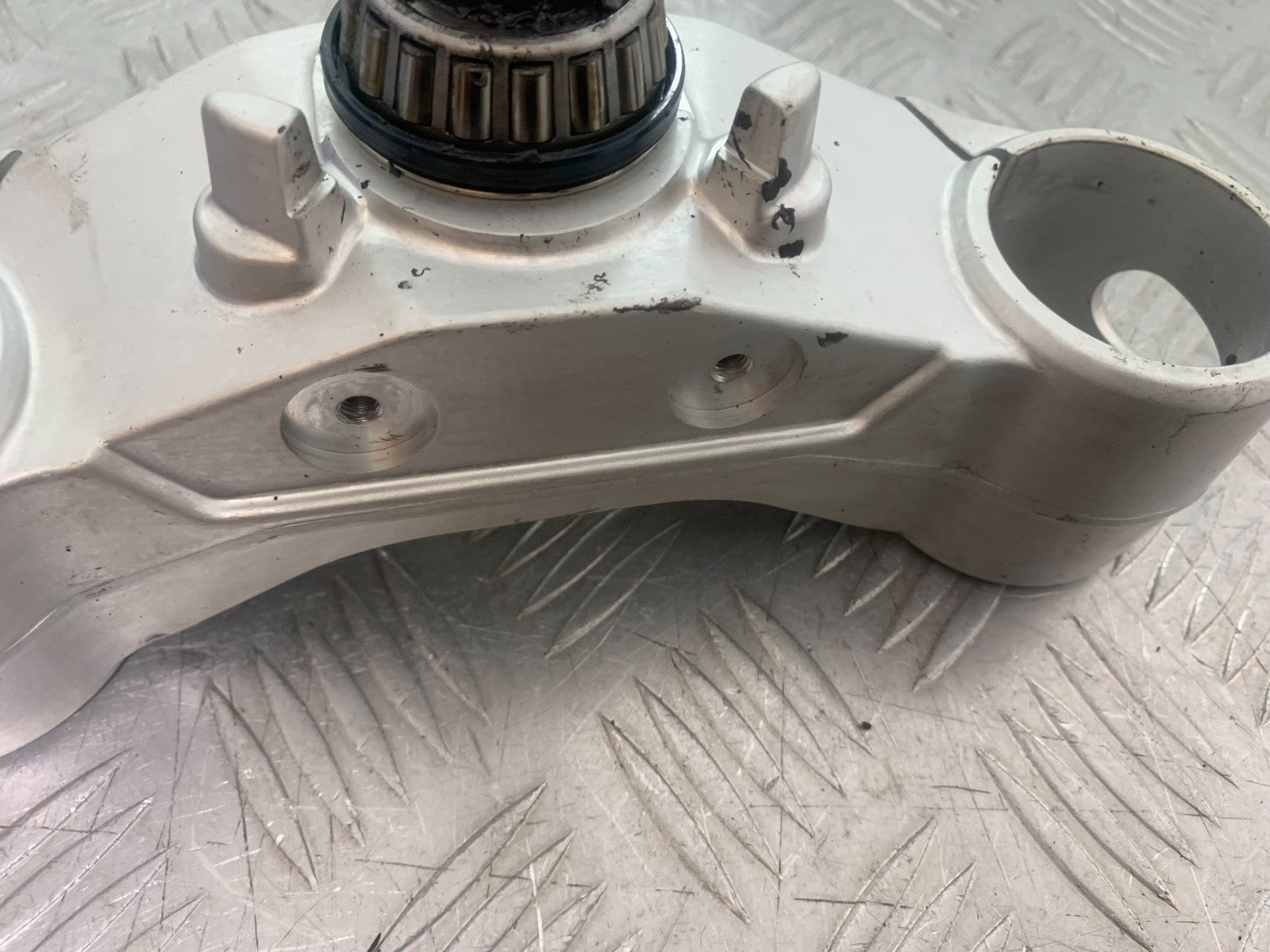 APRILIA SL750 SL 750 SHIVER BOTTOM YOKE YEAR 2008-2016 (CMB1242)