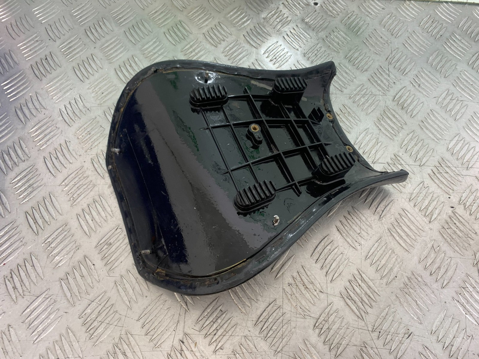 DUCATI 996 SPS 748 916 998 FRONT SEAT  1999-2000 (CMB1209)