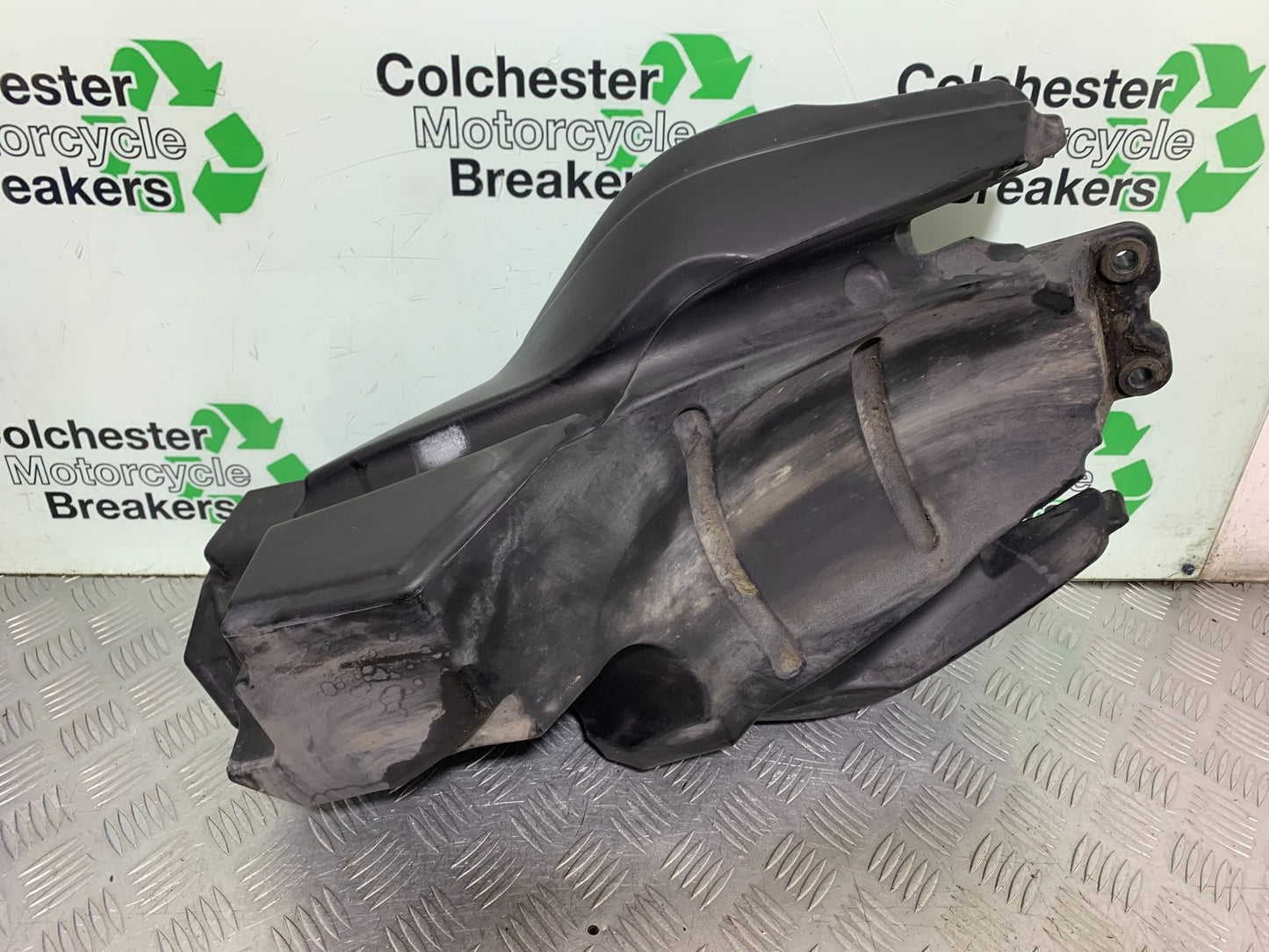 BMW F800 GT PETROL TANK   YEAR 2013-2017 (CMB1248)