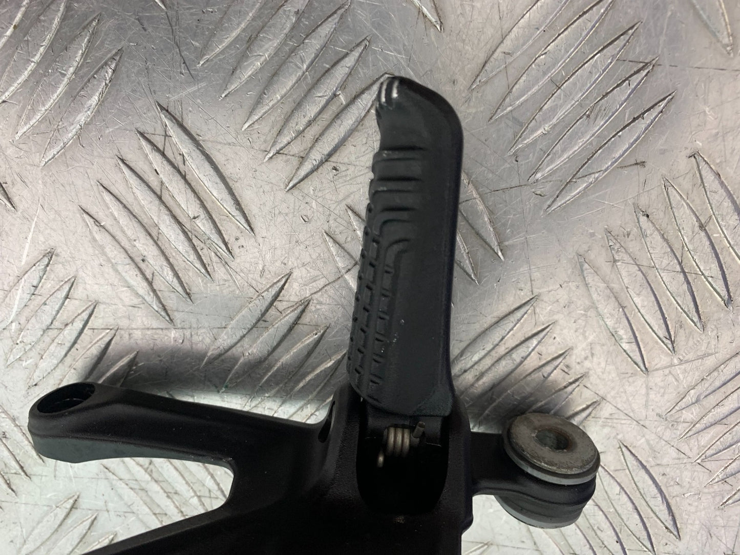 KTM 1290 SUPER DUKE R FRONT RIGHT HANGER AND PEG  YEAR 2020-2024 (CMB1272)