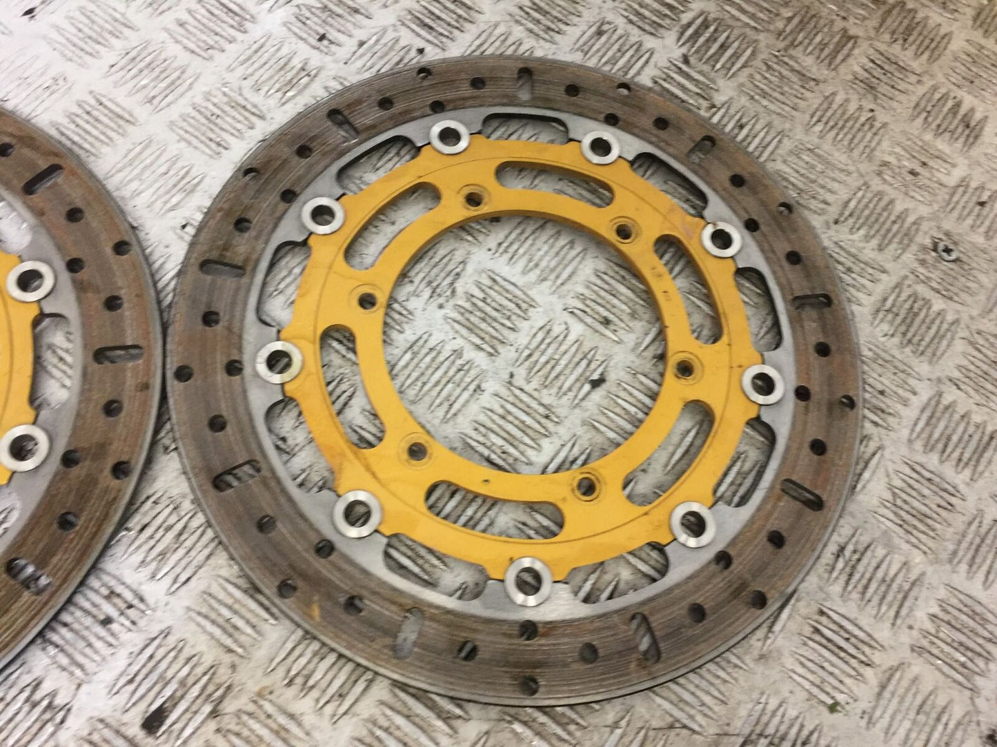 YAMAHA YZF R1 FRONT BRAKE DISCS (320 MM CONVERSION)   YEAR 1999