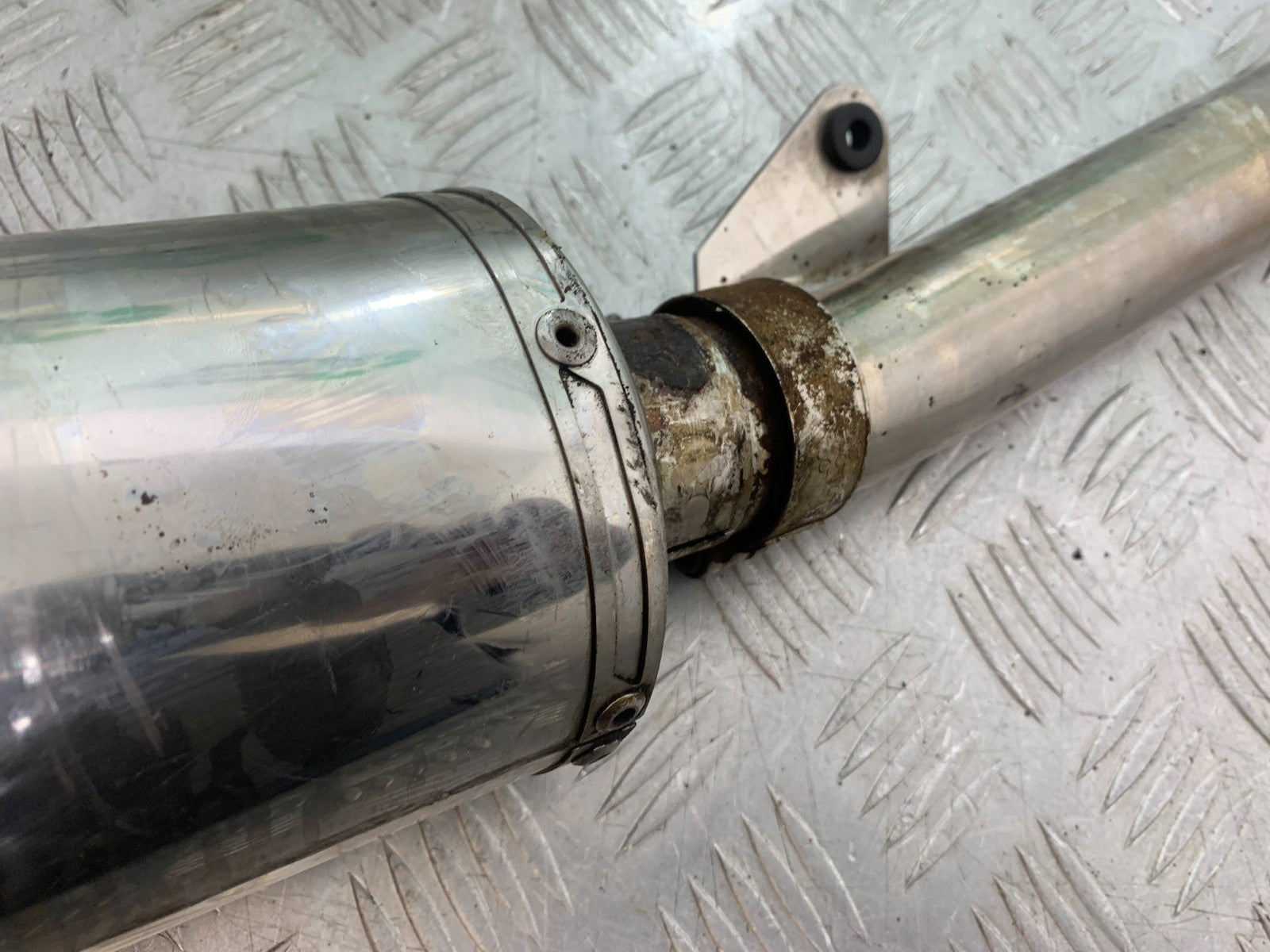 SUZUKI GSF600 GSF 600 BANDIT SILENCER   2000-2004 (CMB1269)