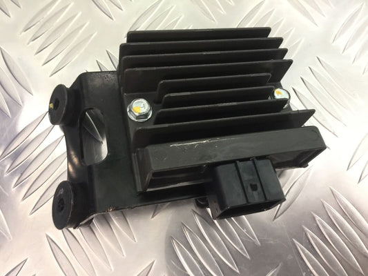 KAWASAKI VN 650 VULCAN REGULATOR  YEAR 2017-2021 (STOCK 924)