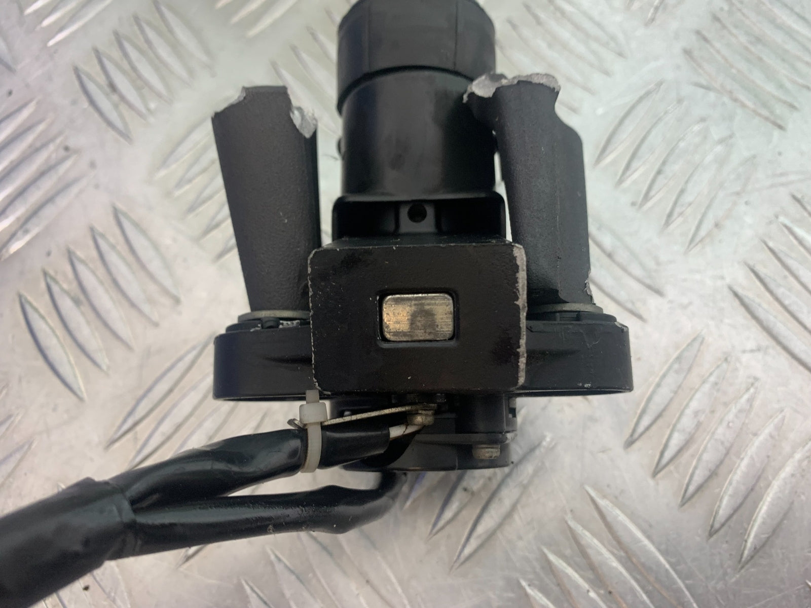 KAWASAKI ZX6R ECU LOCKS 2 KEYS YEAR 2009-2012 (CMB1136)