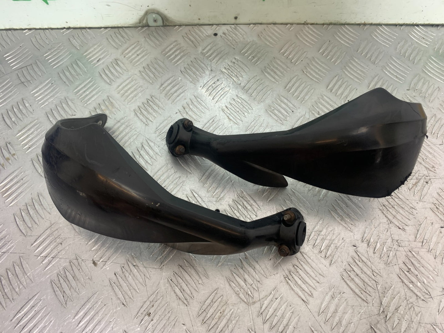 ROYAL ENFIELD HIMALAYAN 411 HAND GUARDS YEAR 2018-2023 (CMB1322)
