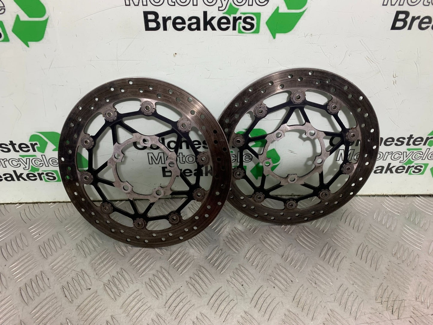 TRIUMPH 675 STREET TRIPLE RX FRONT BRAKE DISCS 2015- 2017 (CMB1299)