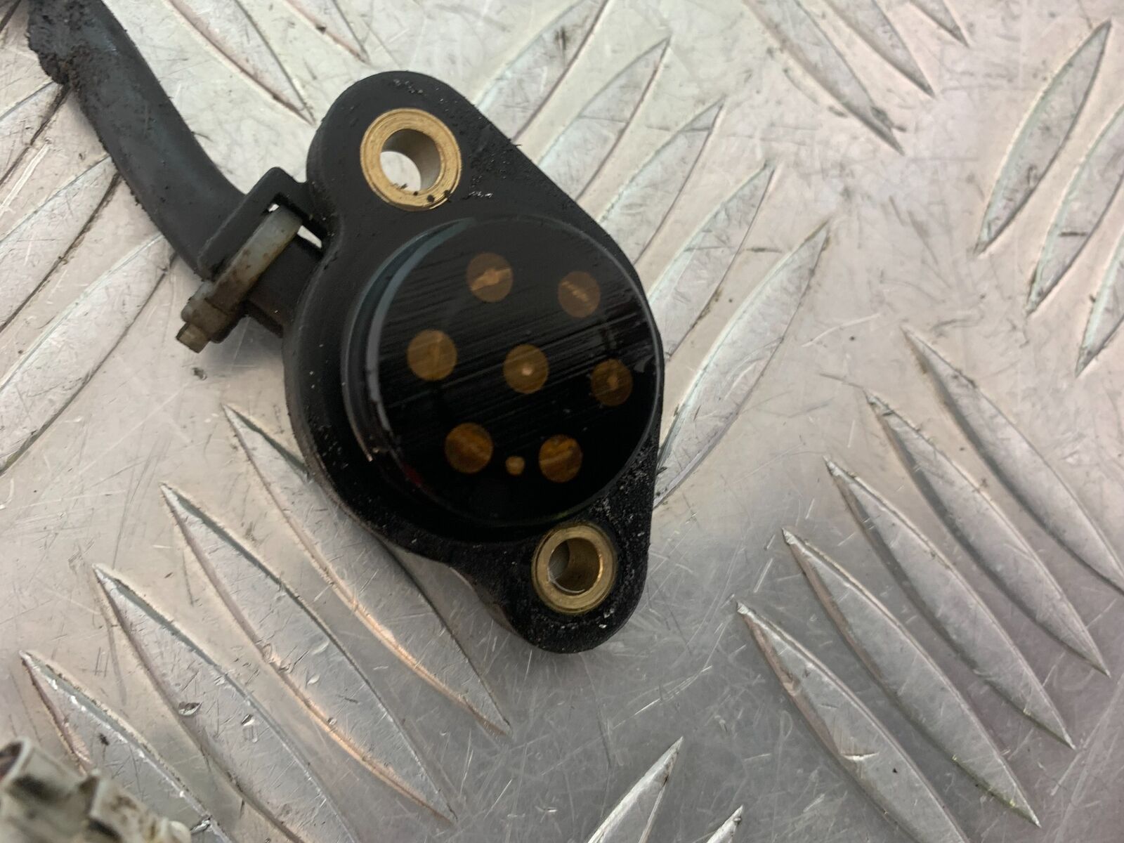 SUZUKI GSXR1000 K1 K2 NETURAL SWITCH   YEAR 2001 (STOCK 753)