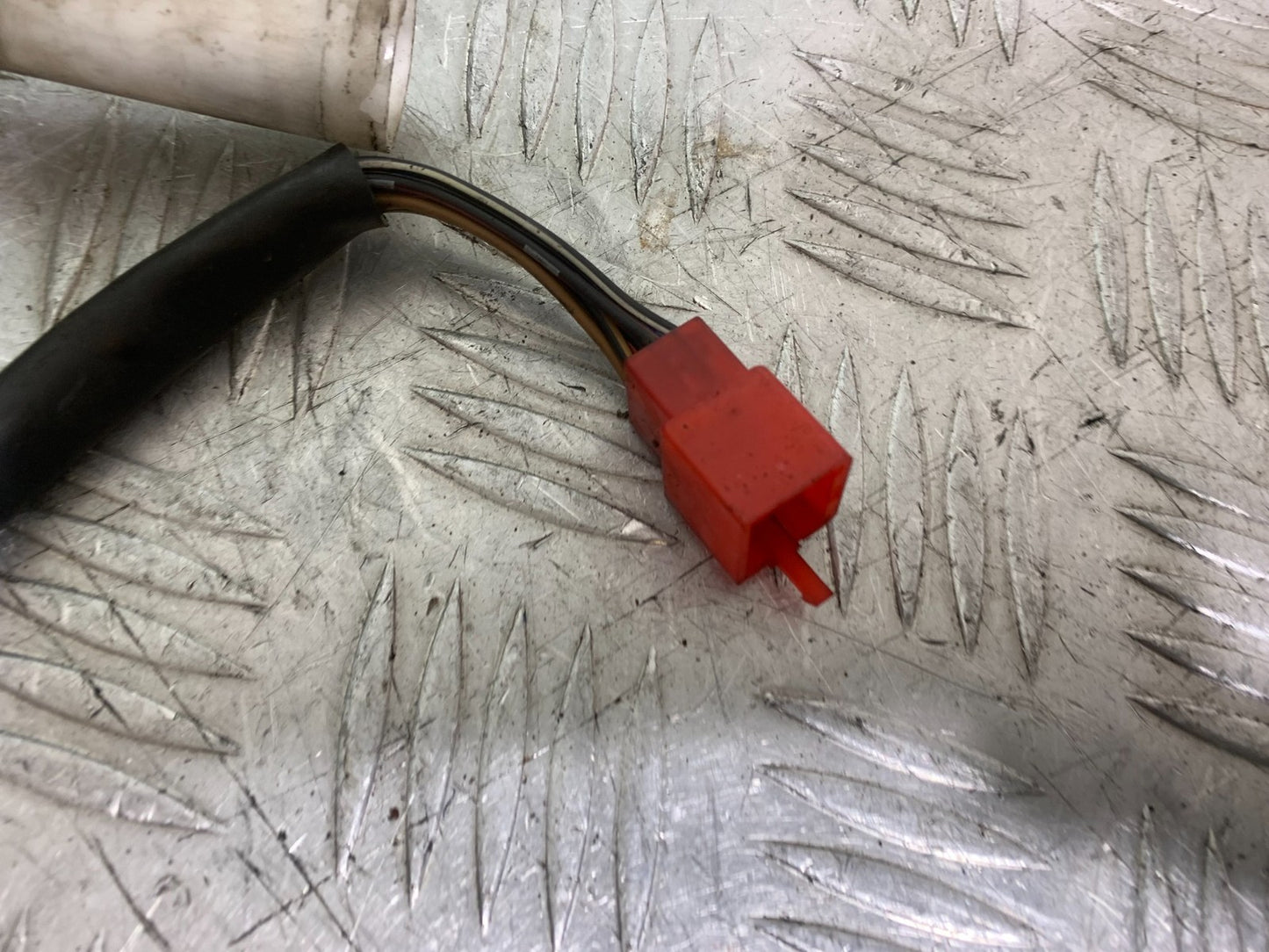 HONDA NT650 V DEAUVILLE RIGHT SWITCH GEAR   YEAR 1998-01(CMB1320)