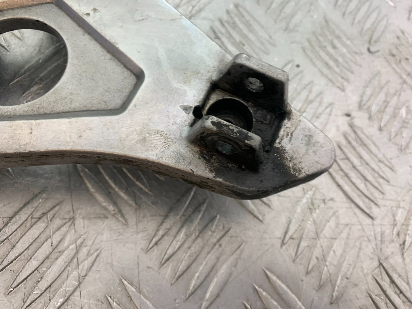 HONDA NTV 600 REVERE RIGHT HANGER  YEAR 1988-1996  (CMB1281)