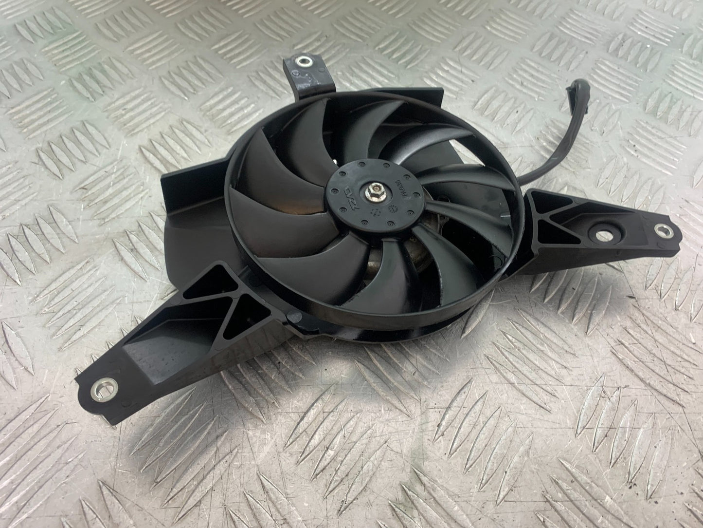 YAMAHA YZF R7 RADIATOR FAN YEAR 2022-2025 (CMB1255)
