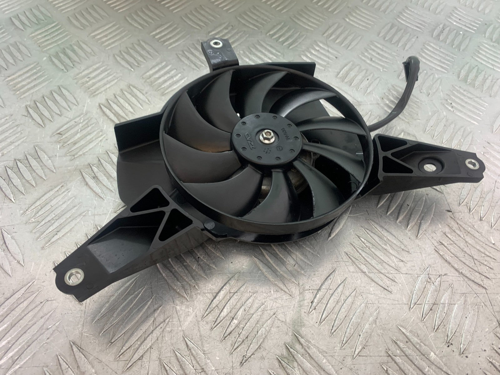 YAMAHA YZF R7 RADIATOR FAN YEAR 2022-2025 (CMB1255)
