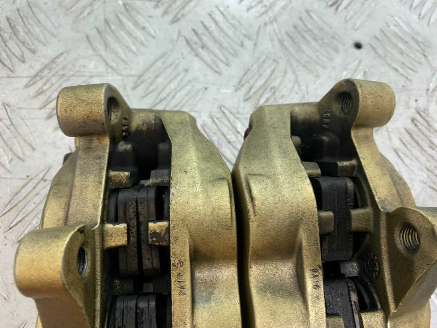 APRILIA RSV1000 RSV 1000 MILLE FRONT CALIPERS 1998- 2003 (CMB1184)