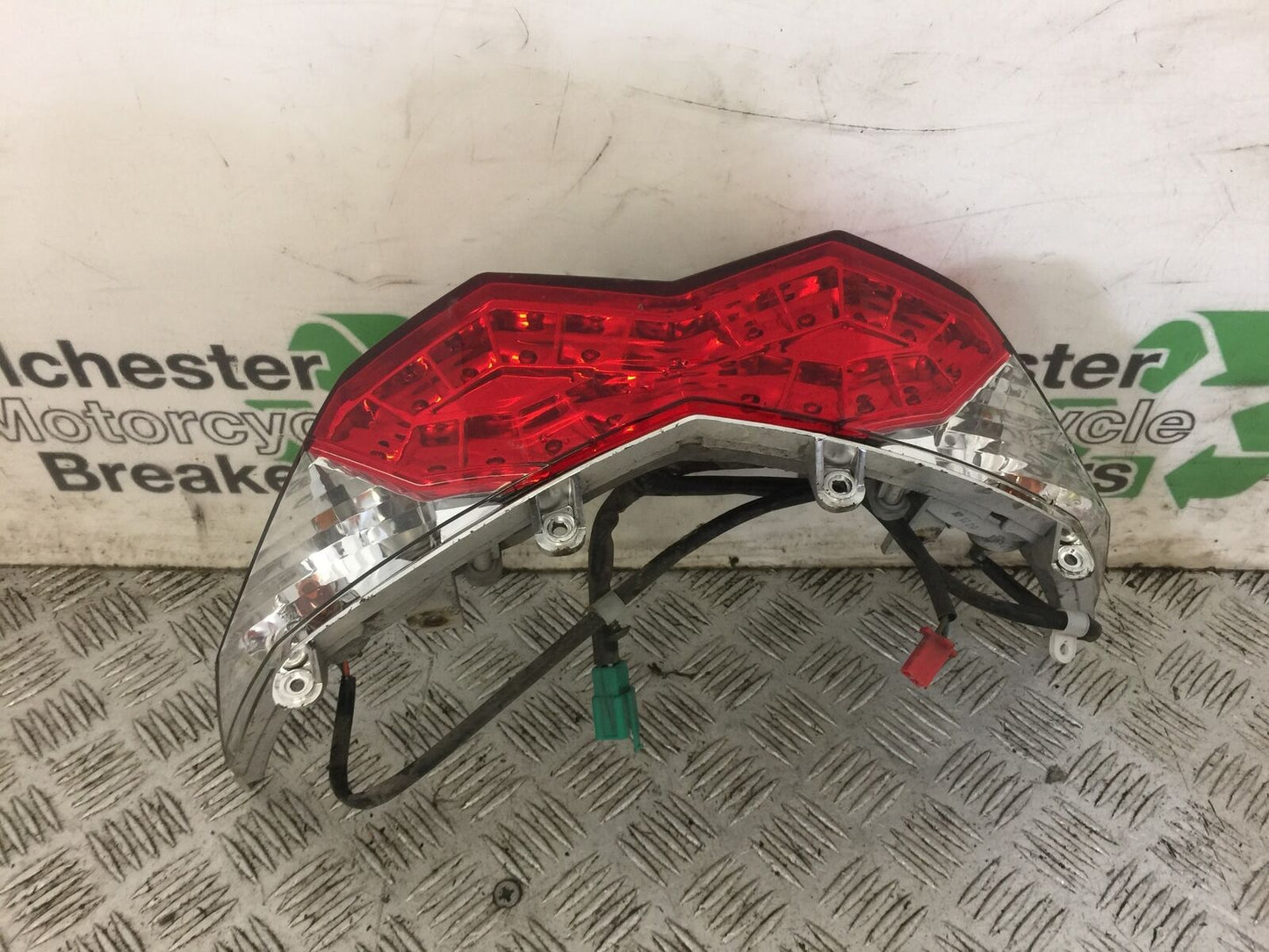 KAWASAKI J300 J 300 REAR LIGHT YEAR 2015 (STOCK 711)
