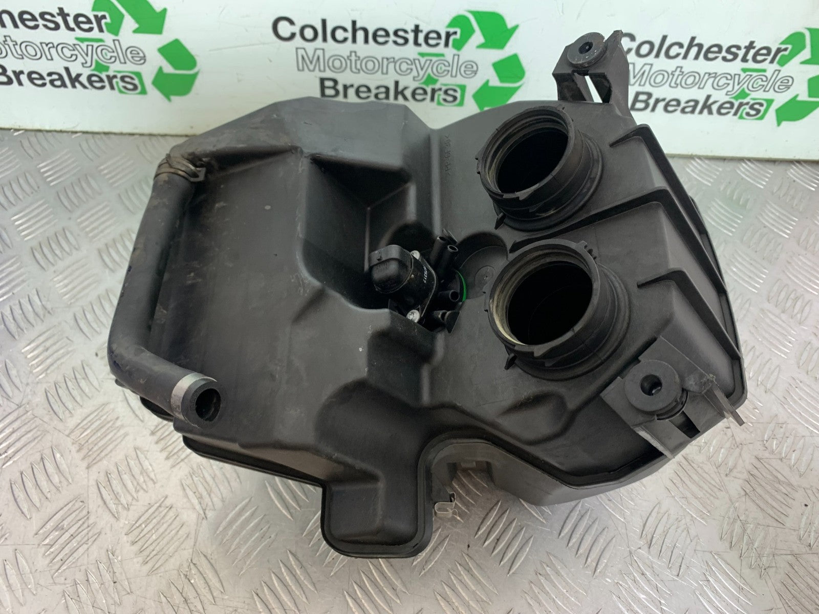BMW F800 GT AIRBOX  YEAR 2013-2017 (CMB1248)