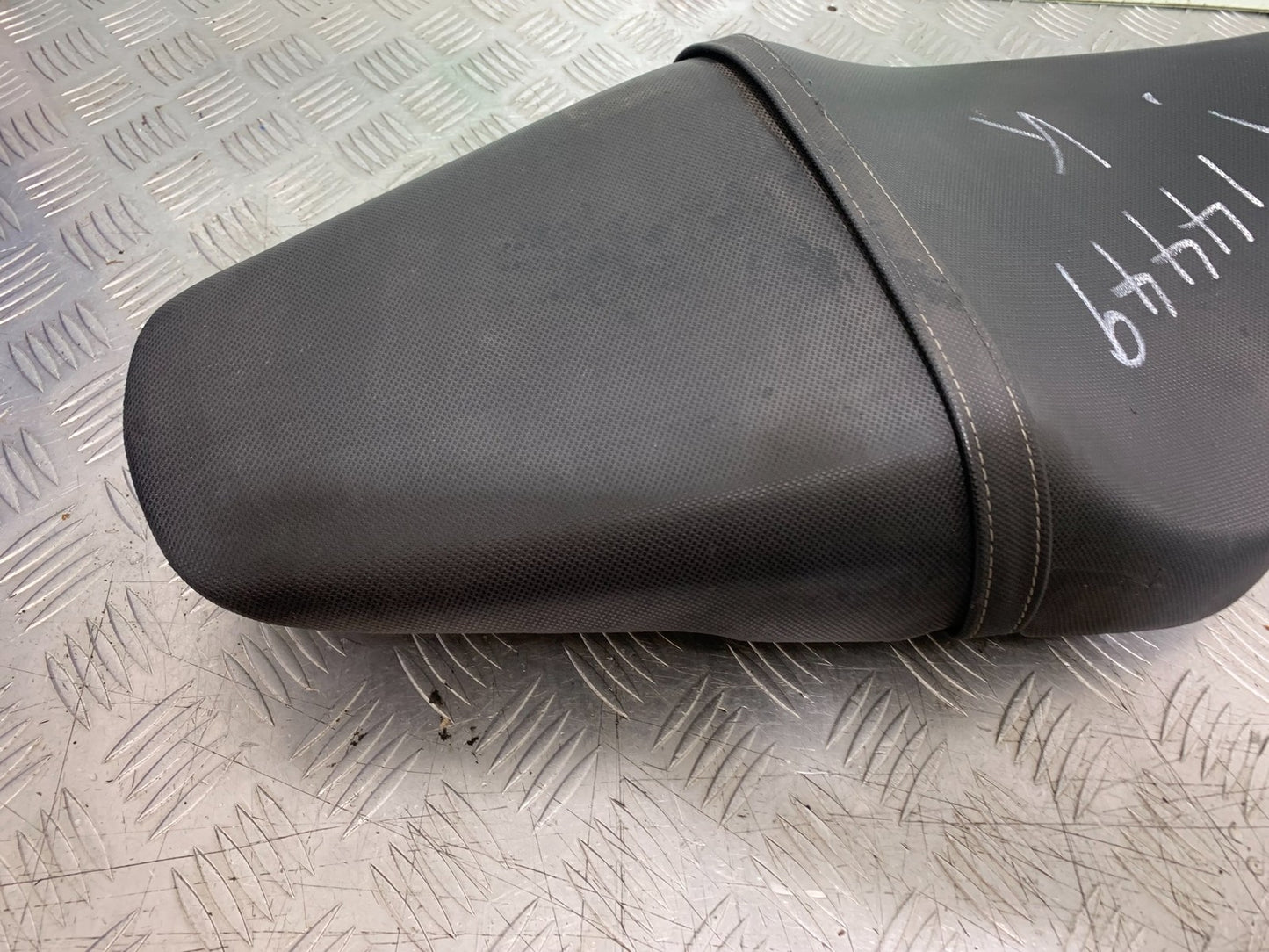 HONDA CB650F CB 650 FA-E SEAT  YEAR 2014-2017 (CMB1226)