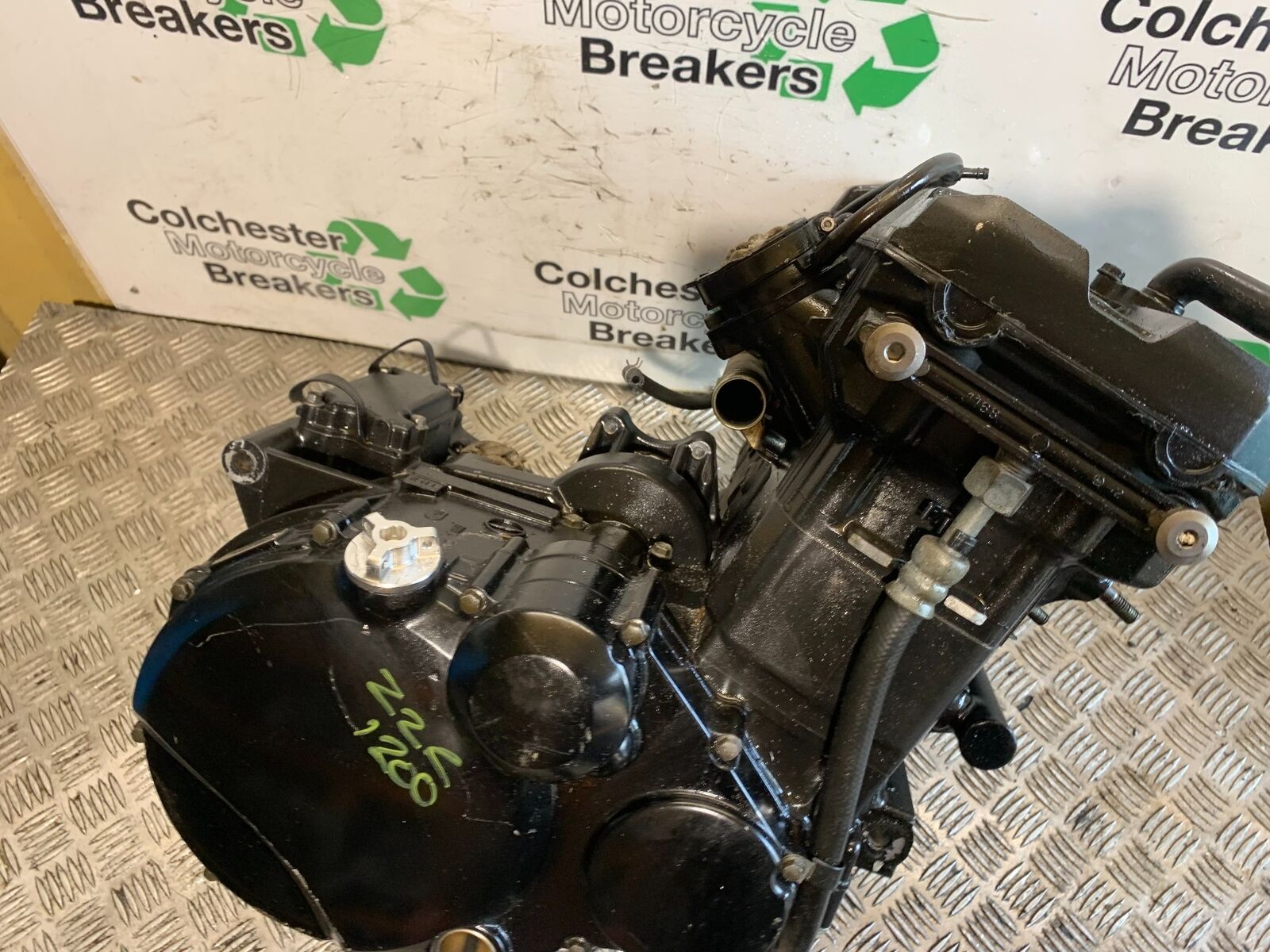 KAWASAKI ZZR1200 ZZR 1200 ENGINE  YEAR 2002-05 (STOCK 993)