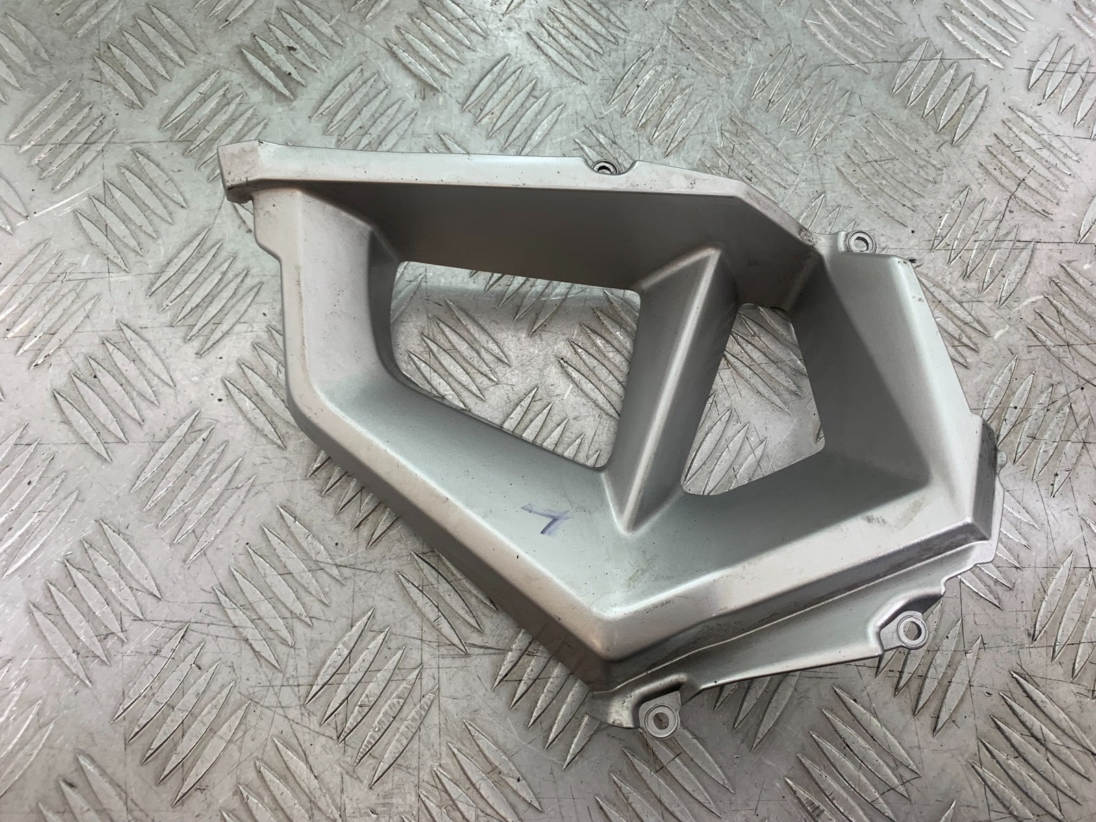 TRIUMPH TIGER 800 XRT LEFT FAIRING INFILL PANEL  2018-2020 (CMB1193)