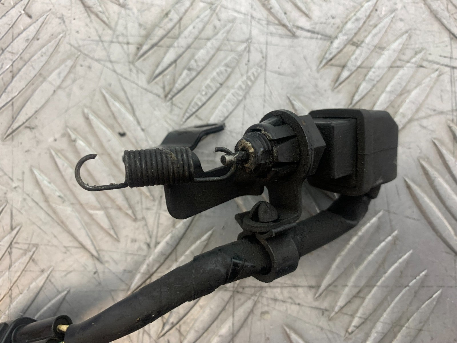 TRIUMPH TIGER 800 XRT REAR BRAKE LIGHT SWITCH  YEAR 2018-2020 (CMB1193)