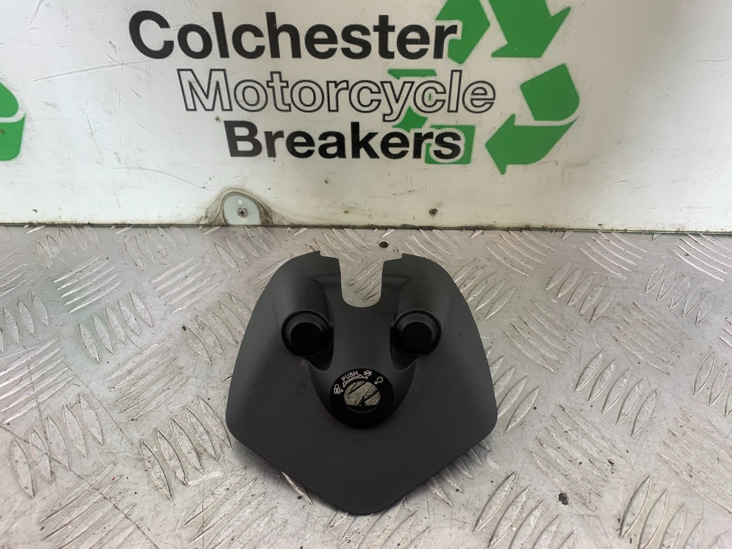 KTM 690 DUKE R LC4 IGNITION COVER YEAR 2012-2015  (CMB1180)