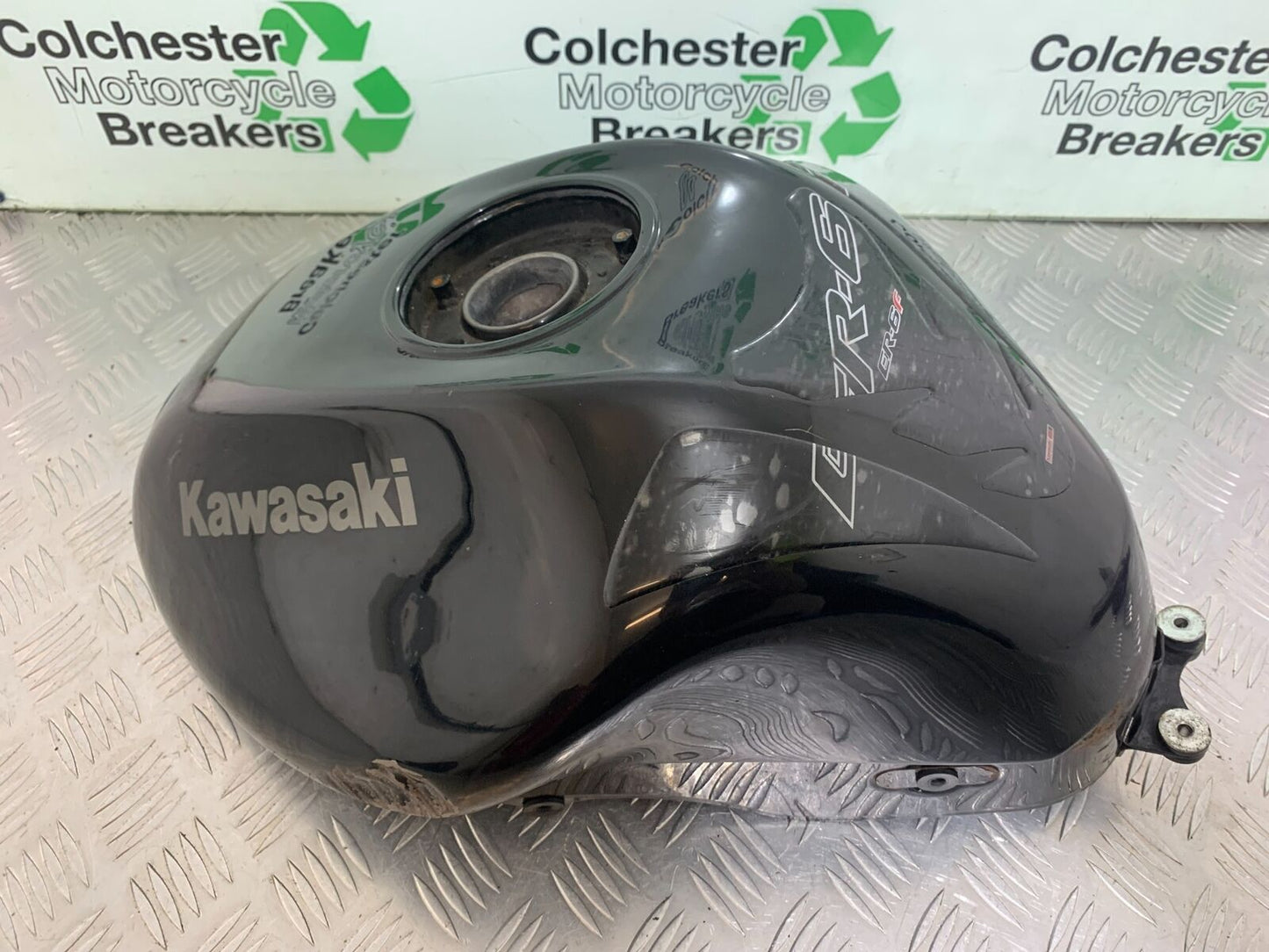 KAWASAKI ER6 N PETROL TANK  YEAR 2005-2008 (CMB1034)