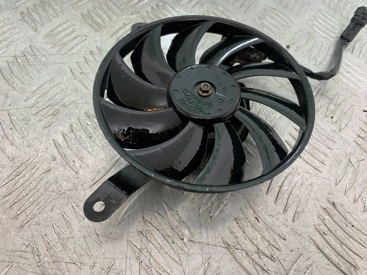 HONDA CB650F CB 650 FA-E RADIATOR FAN  YEAR 2014-2017 (CMB1226)
