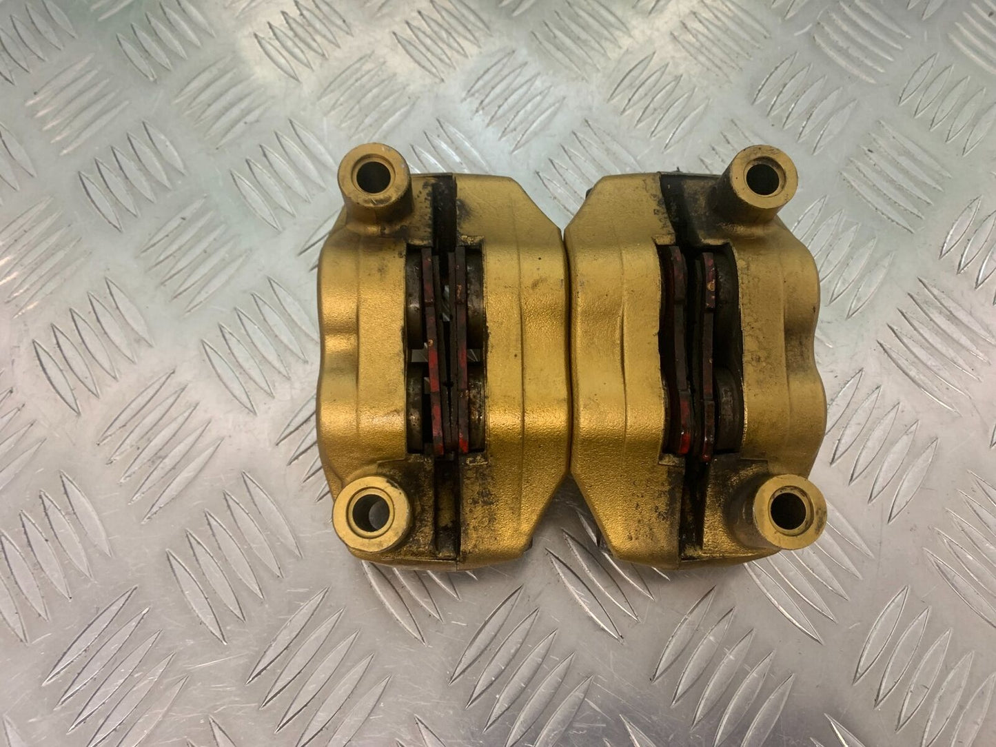 TRIUMPH 675 STREET TRIPLE RX FRONT CALIPERS  YEAR 2015-2017  (STOCK 971)