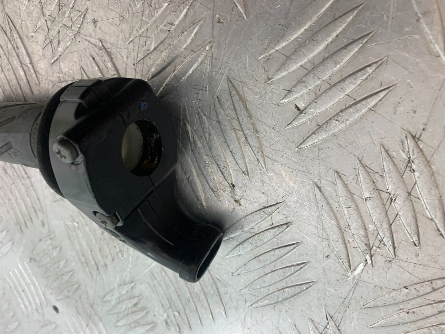 YAMAHA YZF R1 4XV THROTTLE AND GRIP YEAR 1998-99 (CMB1291)