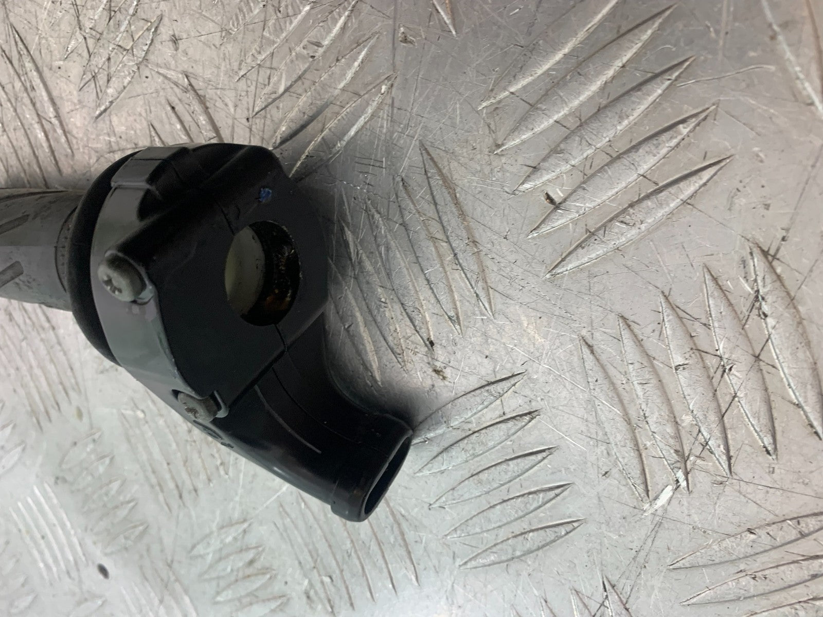 YAMAHA YZF R1 4XV THROTTLE AND GRIP YEAR 1998-99 (CMB1291)