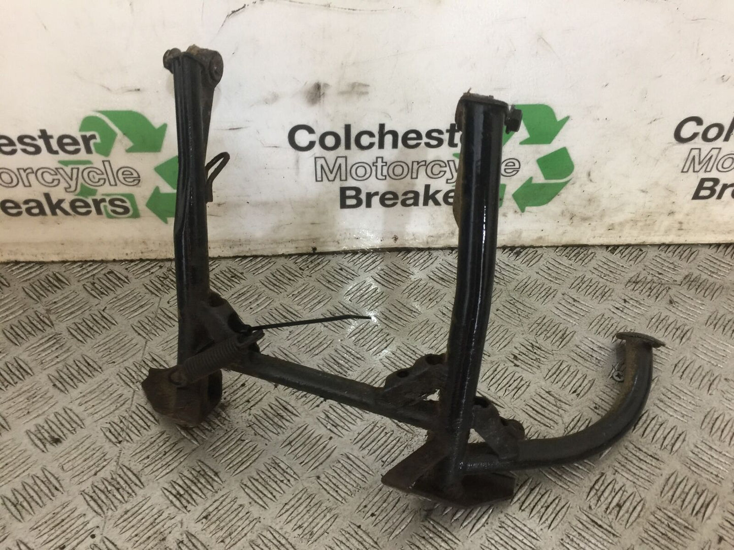 TRIUMPH TROPHY 1215 SE CENTER STAND  2012-2017 (STOCK 740)