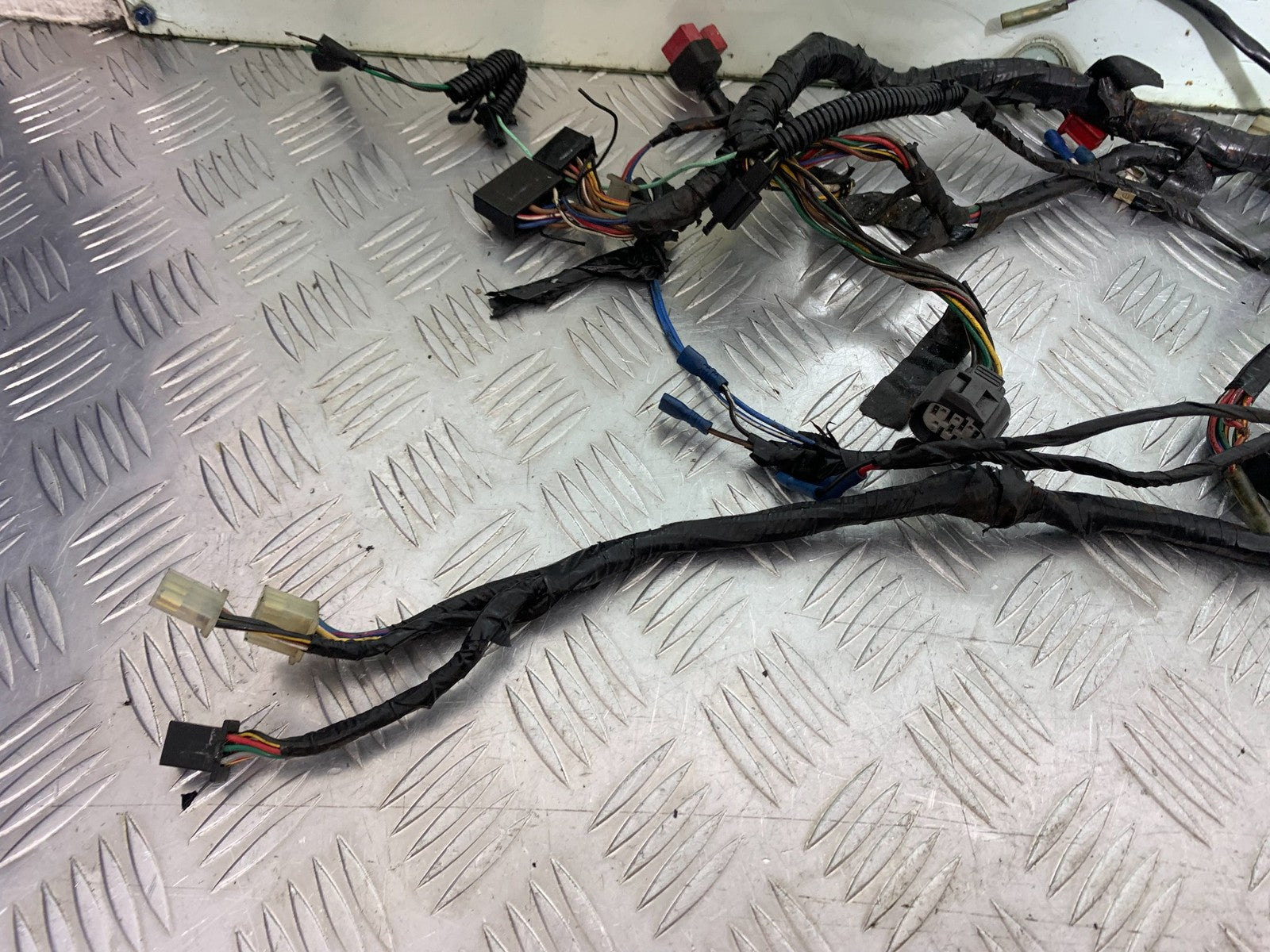 KAWASAKI ZZR1100 D WIRING LOOM  YEAR 1993-2001 (CMB1189)