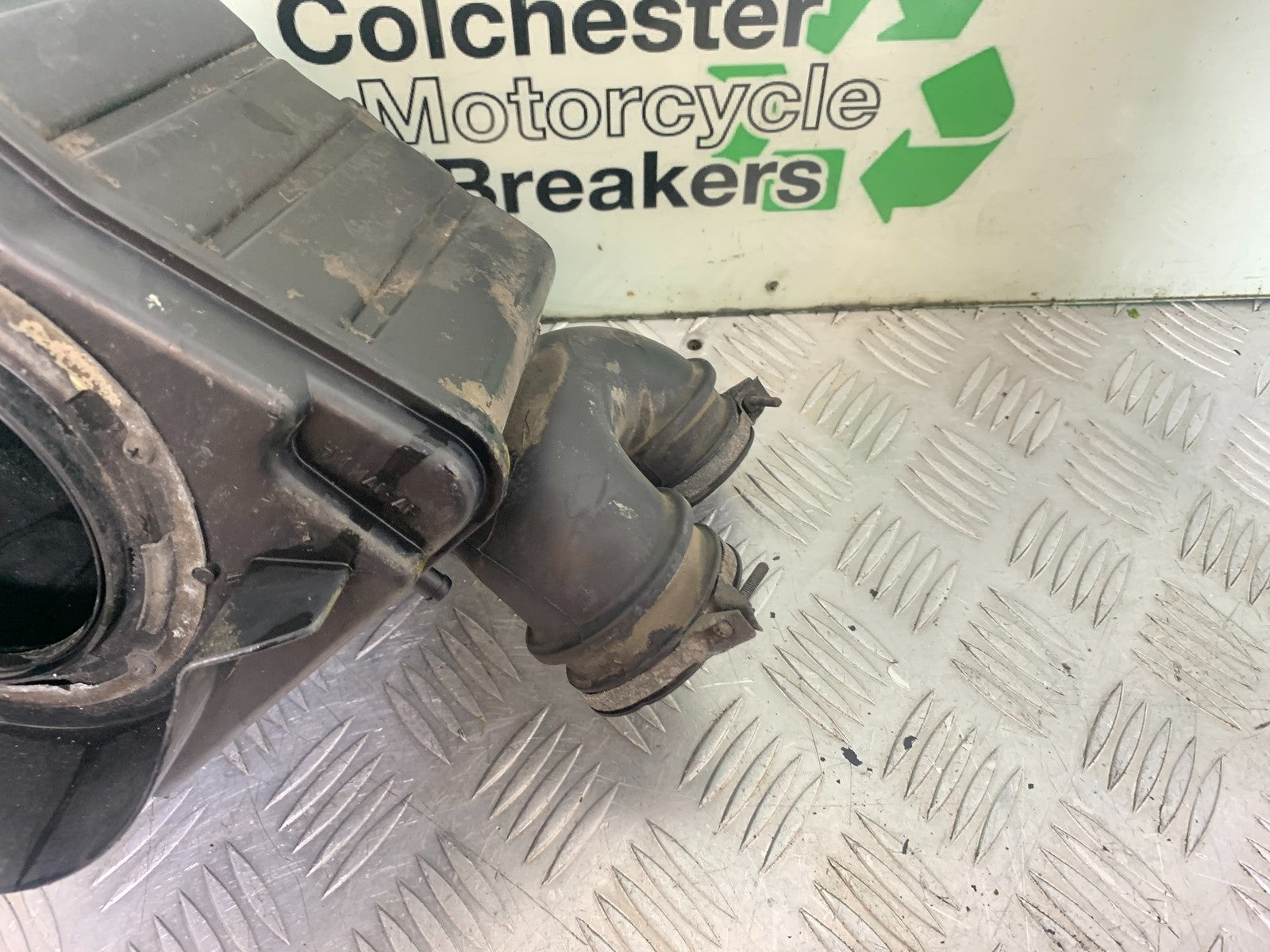 HONDA GL500 GL 500 SILVERWING AIRBOX  YEAR 1981-82  (CMB1168)