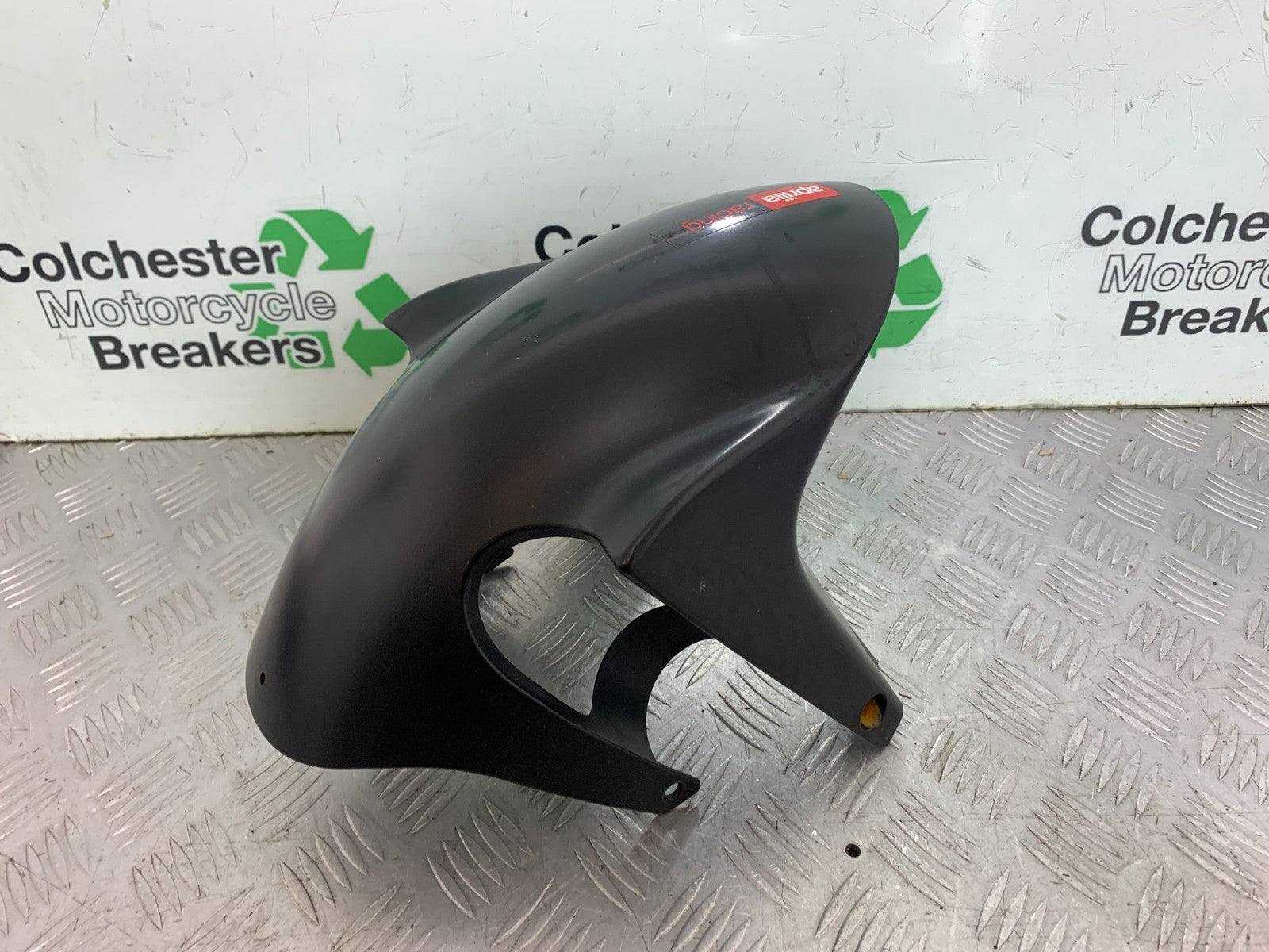 APRILIA TUONO 1000 V4R FRONT MUDGUARD  YEAR 2011-13  (CMB1316)
