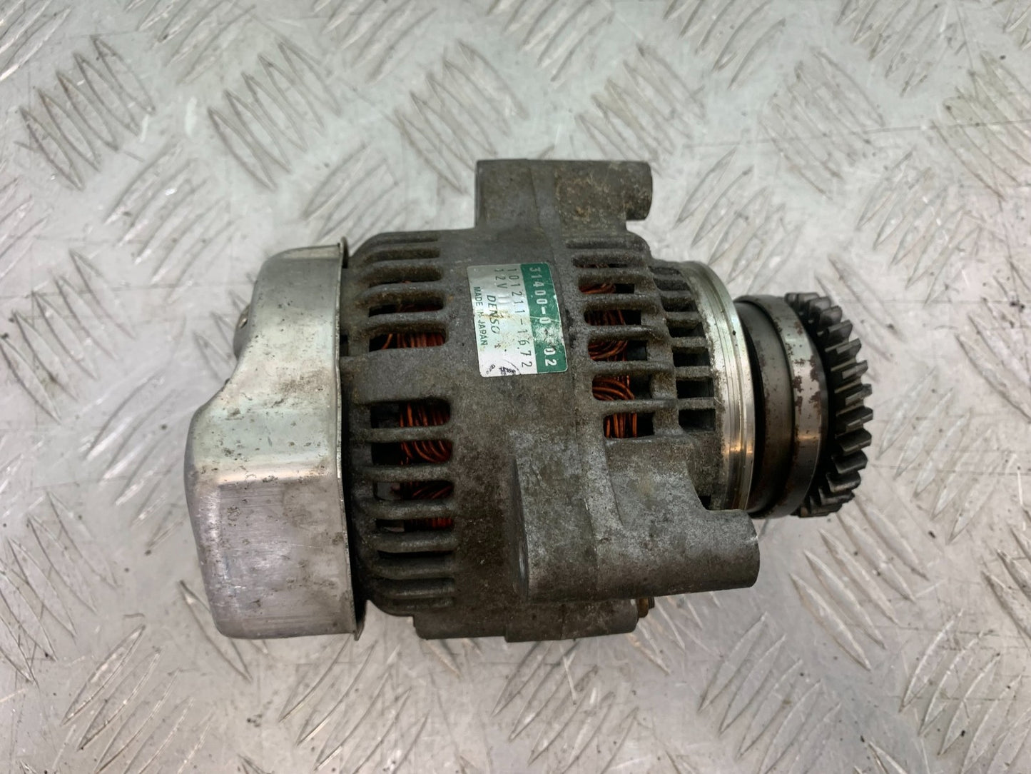 SUZUKI GSF600 GSF 600 BANDIT ALTERNATOR  2000-2004 (CMB1269)